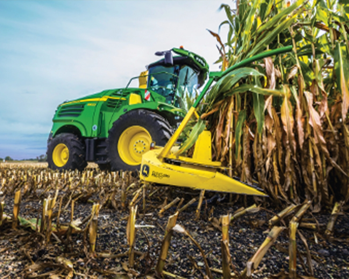 Self Propelled Forage Harvester - Corn Head